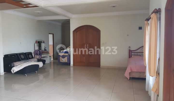 Disewakan Rumah di Taman Cibaduyut Indah Bandung Water Heater, Kitchen Set; Mt