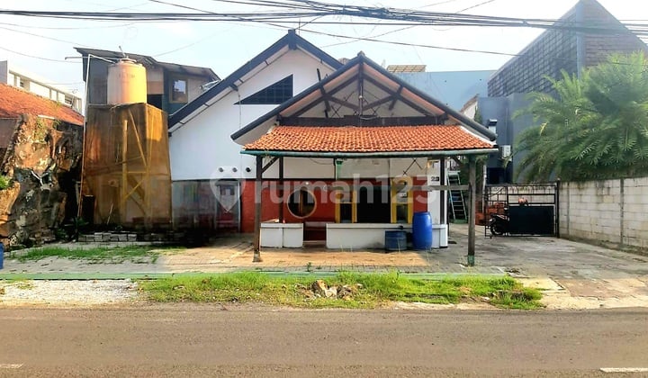 Hotel Yang Terletak Di Simpang Lima Pusat Kota Semarang.