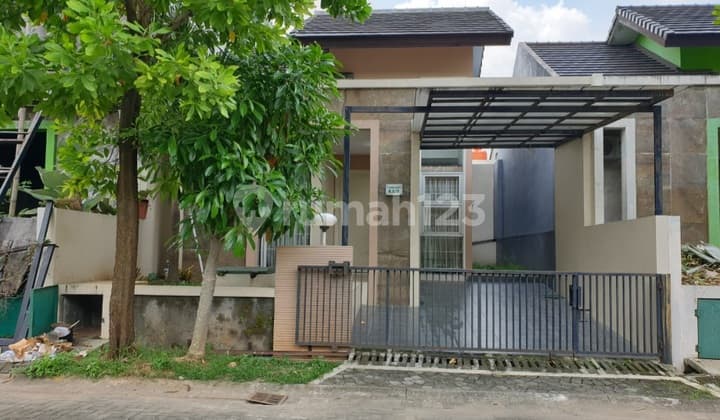 Candi Golf Bagus Siap Huni Fully Furnished