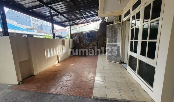 Dekat Bandara, Area Kota, Strategis