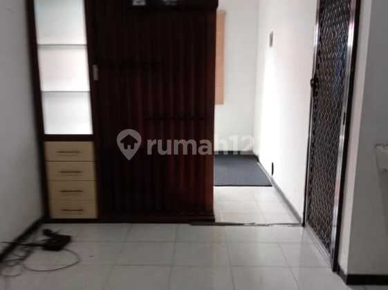 Rumah Ch Hongsui Bangunan Aman Dekat Jl Raya Fasum Lengkap,Free Ac