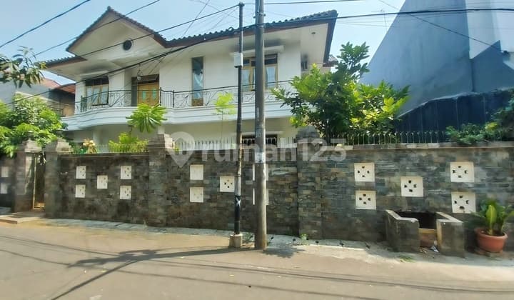 Rumah Siap Huni Dngn Tnh Luas Hrg Murah Dlm Komplek Biily Moon Kav Marinir Pondok Kelapa Jakarta Timur