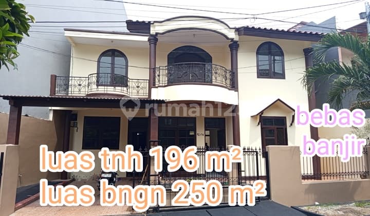 Ready-to-occupy House in Complex, Flood-Free, Pondok Kelapa, Duren Sawit, East Jakarta
