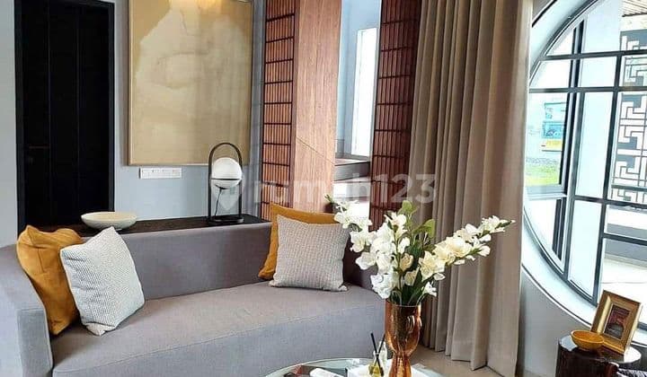 Rumah Mewah 2 Lantai Free Furnished Dekat Ugm