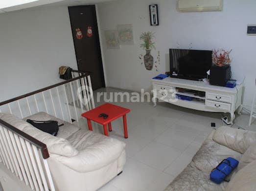 Rumah Citra 7 (Ukuran 8x18 m) 3 Lantai