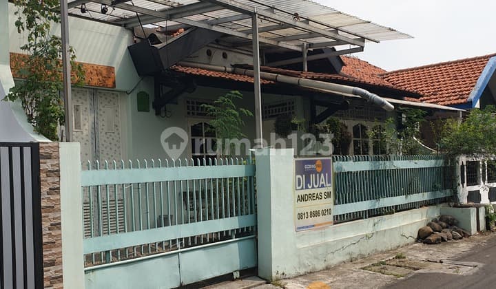 Rumah, Pulomas, Jakarta Timur - LT.135 / LB. 125 - Strategis