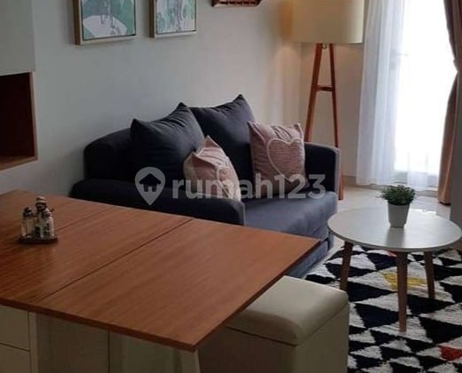 Apartment The Springlake, Sumarecon Bekasi - LT.35-2 BR-Furnished