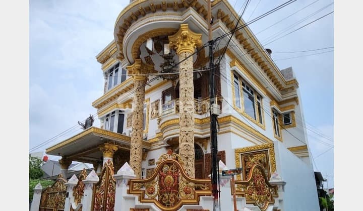 RUMAH HOOK- UKIRAN gaya BIKER- PULOMAS, JAKTIM- LT.225, 3 Lt- SHM