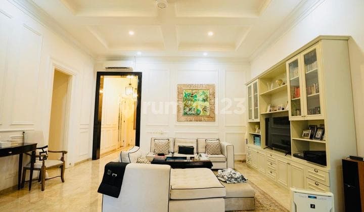 Dijual Rumah Elegant Furnished 1 Lantai di Kemang. Lokasi Strategis di Lingkungan yang Ekslusif di Jakarta Selatan