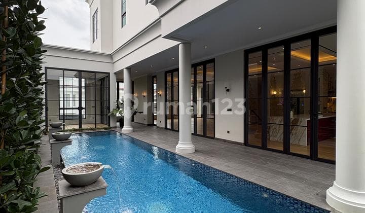 Kebayoran Baru Scbd - Senayan Area, Luxury Estate Private Lift, Swimming Pool, Rooftop