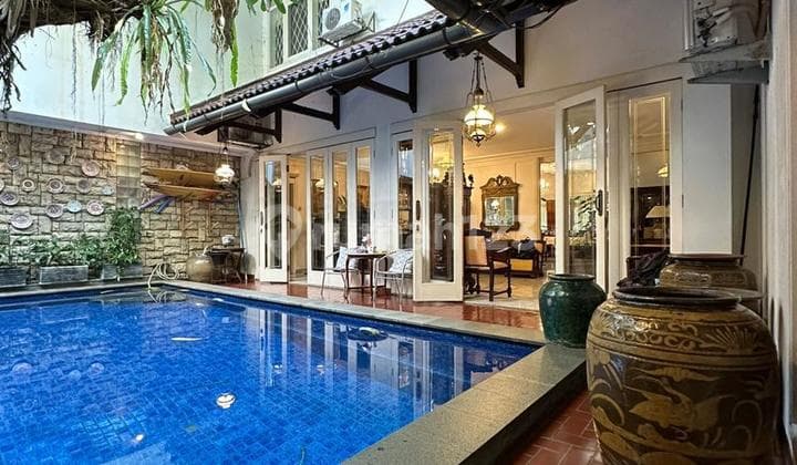 Rumah Siap Nego Dengan Kolam Renang Lokasi Strategis Di Kebayoran Baru
