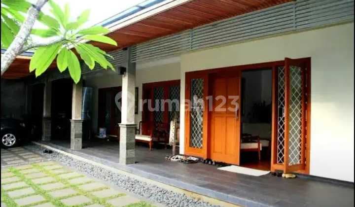 For Sale Well-Maintained 1-Story Semi-Furnished House in Cilandak, South Jakarta