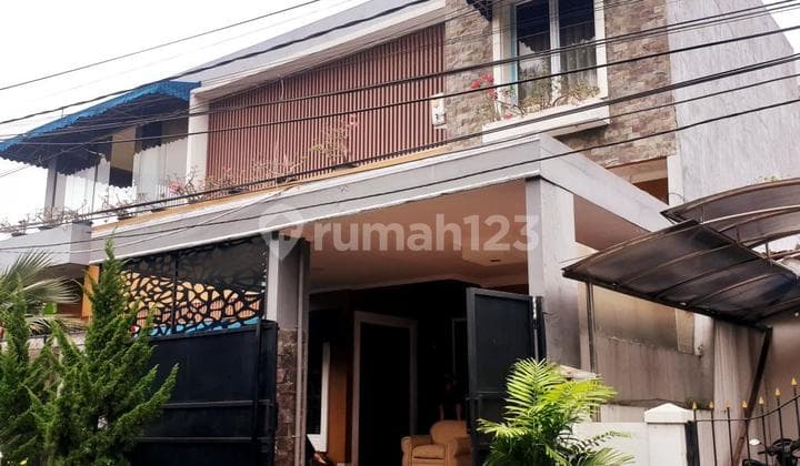 Rumah Posisi Hook Di Dalam Perumahan Bona Indah