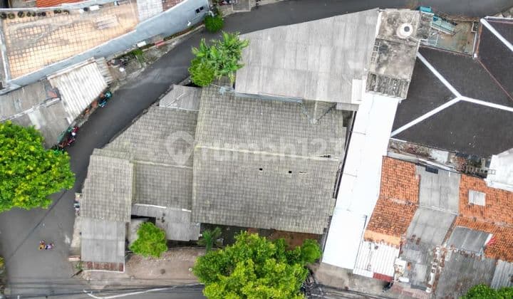 For Sale Old House Land Calculation Strategic Location in Senopati Area Kebayoran Baru