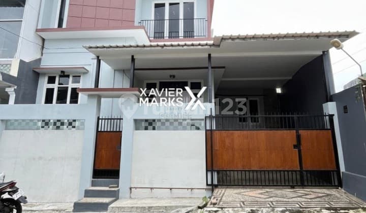 Semi-Furnished Modern Minimalist House Near Umm Unisma Campus, Lowokwaru, Malang
