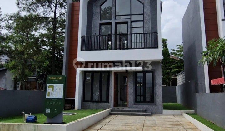 Rumah Villa Baru View Pegunungan Modern Minimalis Pusat Kota Batu Malang