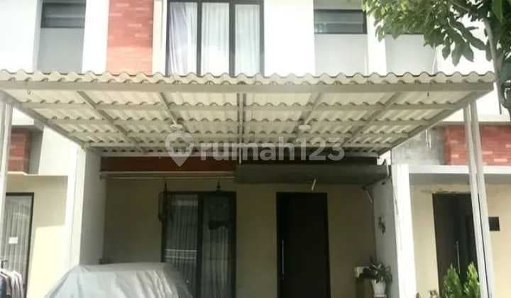 Rumah Grand Batavia Pasar Kemis Dua Lantai