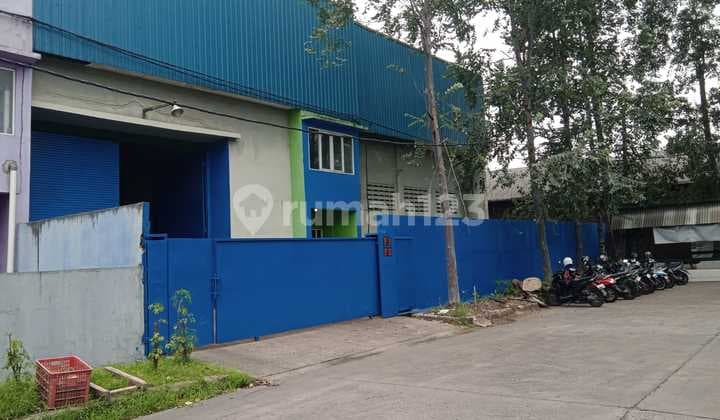 Ex-Sausage Factory for Sale Including 4 Storage Freezers, Can Buy Only the Freezers