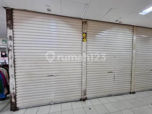 Kios Murah Lantai Satu Itc Cempaka Mas Jakarta Pusat