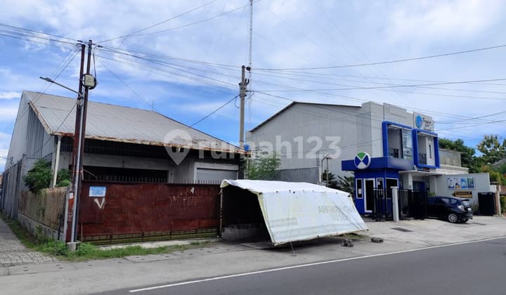 Dijual Bangunan Komersial di Nitikan Baru, Umbulharjo, Yogyakarta! Cocok Gudang/Pabrik/Kantor