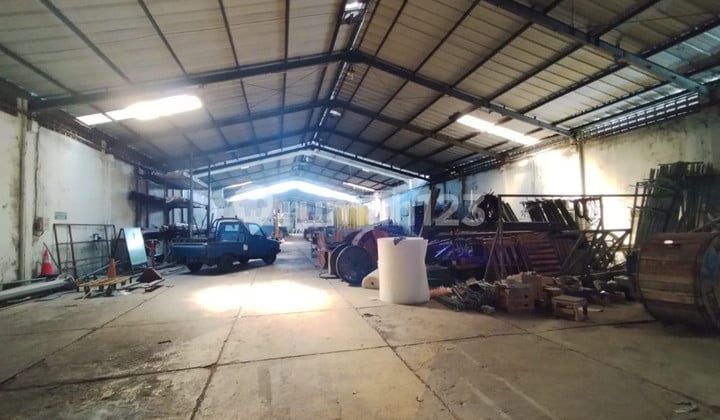 Warehouse 1765 Square Meters Located on South Ring Road, Tamantirto, Kasihan, Bantul