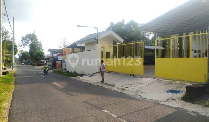 Warehouse 3574 Square Meters Location Near Sleman Government Office