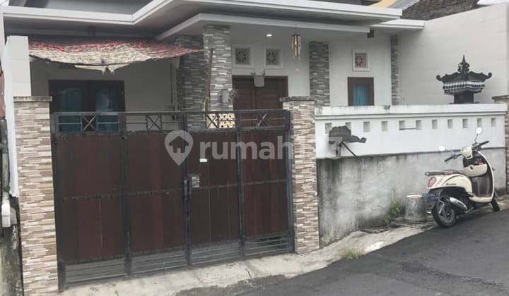 For Sale - Rumah Lantai 1 di Area Peguyangan
