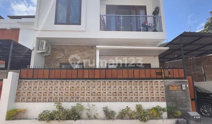 DIJUAL RUMAH SECOND TERAWAT, DAERAH TAMAN GRIYA - JIMBARAN