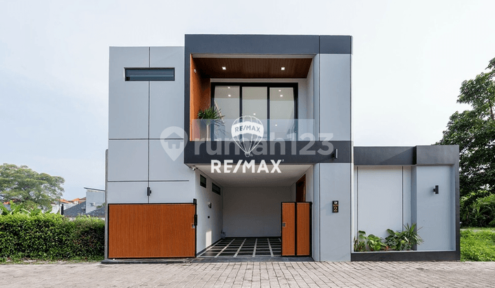 Di Sewakan Brand New Luxury Villa 3 Bedroom - Berawa, Canggu