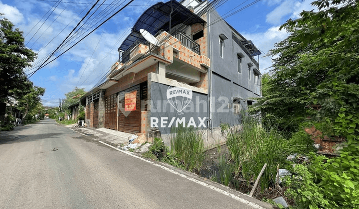 Dijual Rumah‼️ Alamat : Jl. Anggrek, Jimbaran