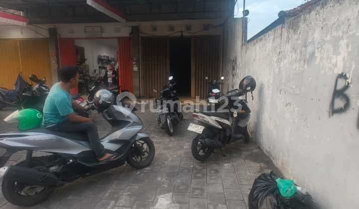 For Rent / For Sale 3-Story Shop, Flood-Free Area