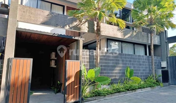 Beautiful House in Noja Saraswati Denpasar Near Living World