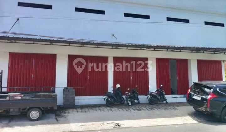 Strategic Shop House in Raya Anyar Kerobokan Near Raya Canggu