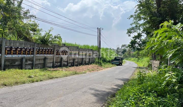 Comfortable Location Includes Public Facilities Land Ready to Build Price Only 1 Million