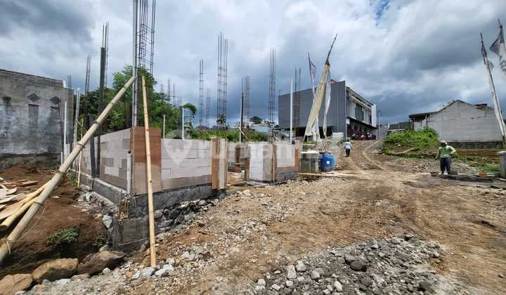 For Sale: New Boarding House Building in Merjosari, Malang City