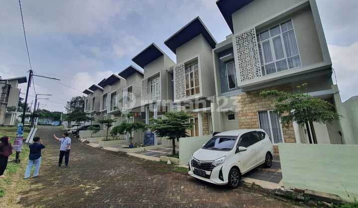 Jual Villa Cantik di Kota Batu Dekat Batu Night Spectacular
