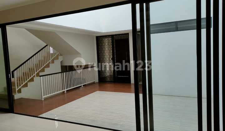 Dijual rumah di district Kebayoran Bintaro Jaya Tangerang Selatan
