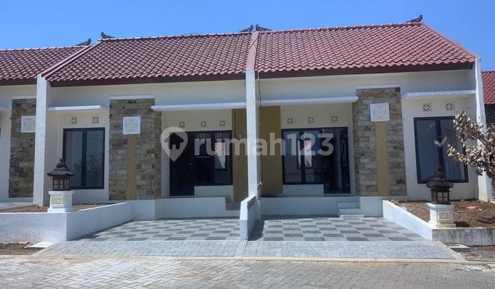 Rumah Minimalis Terletak Di Cluster Taman Kayangan