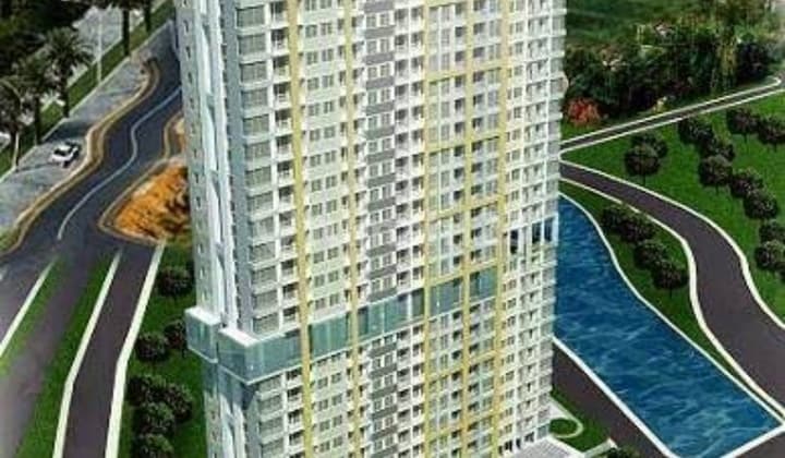 For Sale 3rd Floor Apartment Prime Central Location