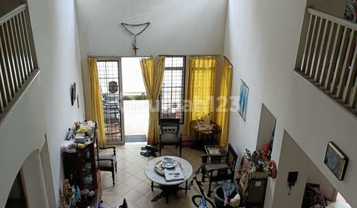 Dijual Rumah Hook Lipp Karawaci Jl Halmahera Shm Tangerang