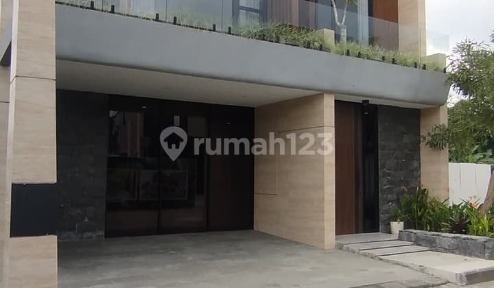 Rumah Pesan Bangun Modern Minimalis 20 Menit ke Terminnal Jombor