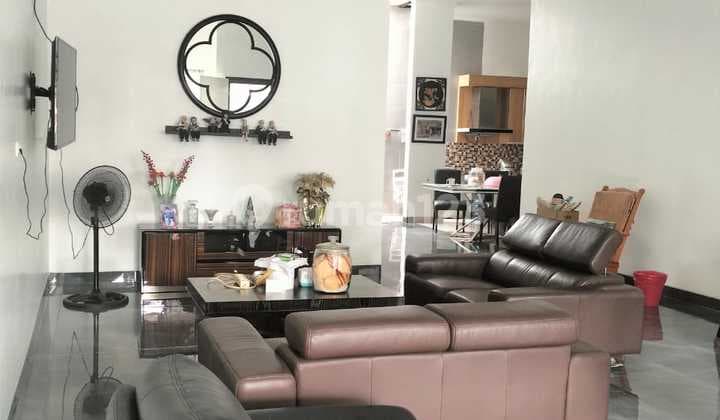 Dijual Rumah 1 lantai sudah renovasi di Sektor 1 B