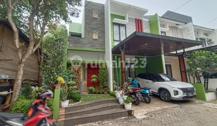Dijual Rumah 3 lantai Flora Aryana Karawaci SHM Tangerang