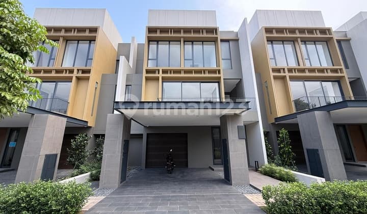 Dijual Rumah Depan Jalan Besar Cluster Enchante Bsd City Tangerang