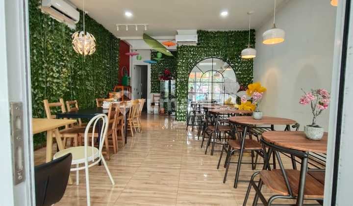 Dijual Rumah Semi Furnished + Tempat Usaha di Sektor Gading Serpong Tangerang