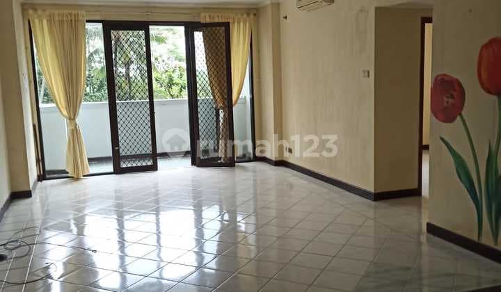 Cheap Apartment Amarthapura Lippo Karawaci Low Floor Well Maintained and Tenanted