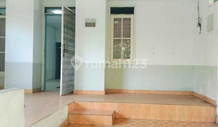 Rumah Asri Nyaman Fasum Lengkap di Taman Lembah Hijau