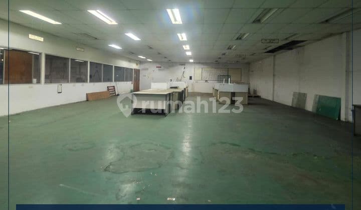 Dijual Ex Pabrik di Jababeka Cikarang Luas 8205M2 Hanya 60 Miliar!! Bangunan 4250M2!! Akses Container 40', Ada Pabrik, Office!!