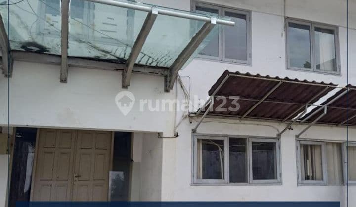 For Rent As-Is Building in Wijaya Kebayoran Baru, Area 460m2 Only 550 Million/Year!! Suitable for Offices, Workshops, Warehouses, Expeditions, Online, Etc!! South Jakarta