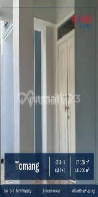 Disewakan Rumah Nyaman Asri 2,5 Lantai Strategis Hanya 140jt/thn!! Tomang - Jakbar